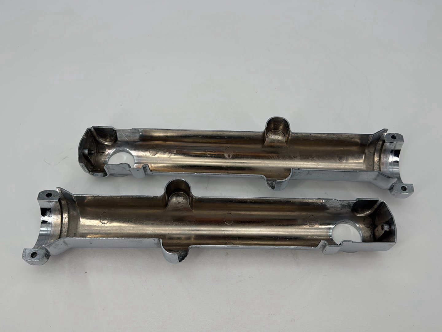 1999 - 2006 Harley-Davidson Dyna Low Rider Front Left & Right Fork Legs Sliders Chrome