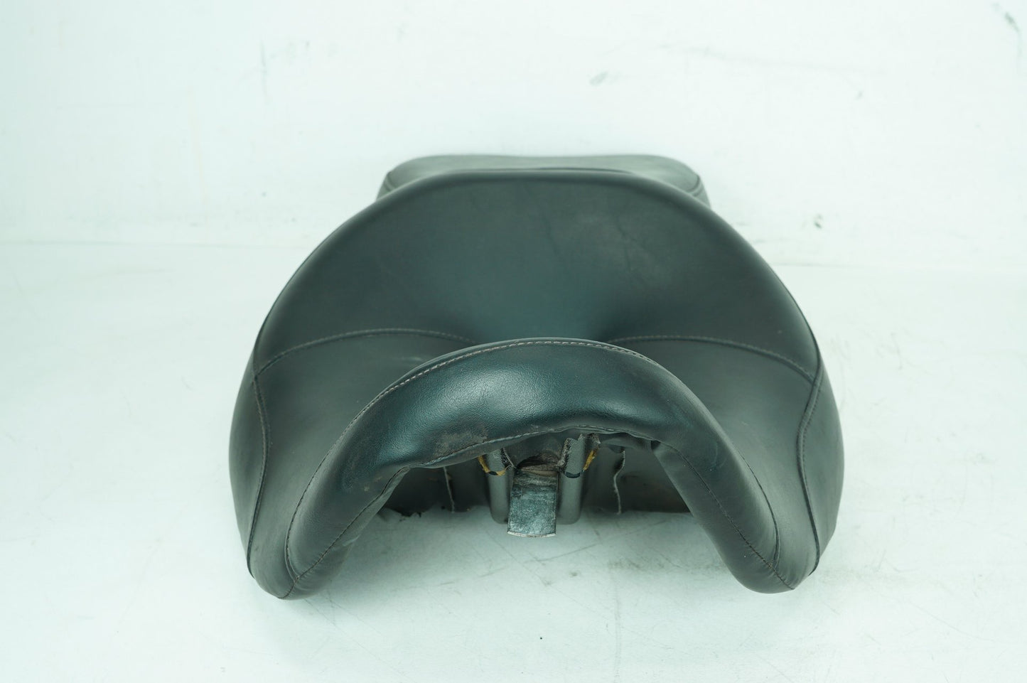 1999 - 2006 Harley-Davidson Touring Road King Police Passenger Rider Driver Seat Saddle 52242-83E