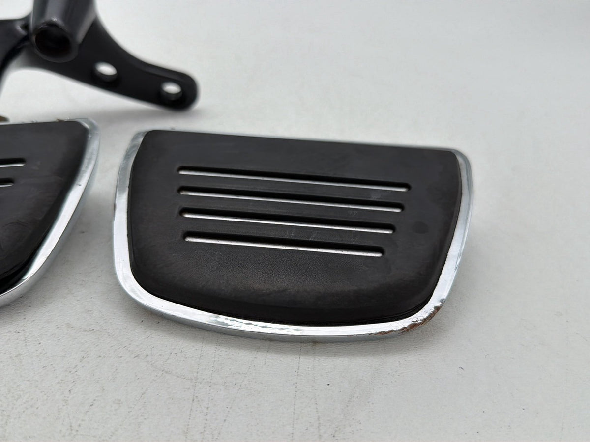 07 Harley Dyna Street Bob FXDBI Left & Right Driver Step Foot Rest Pegs Kuryakyn