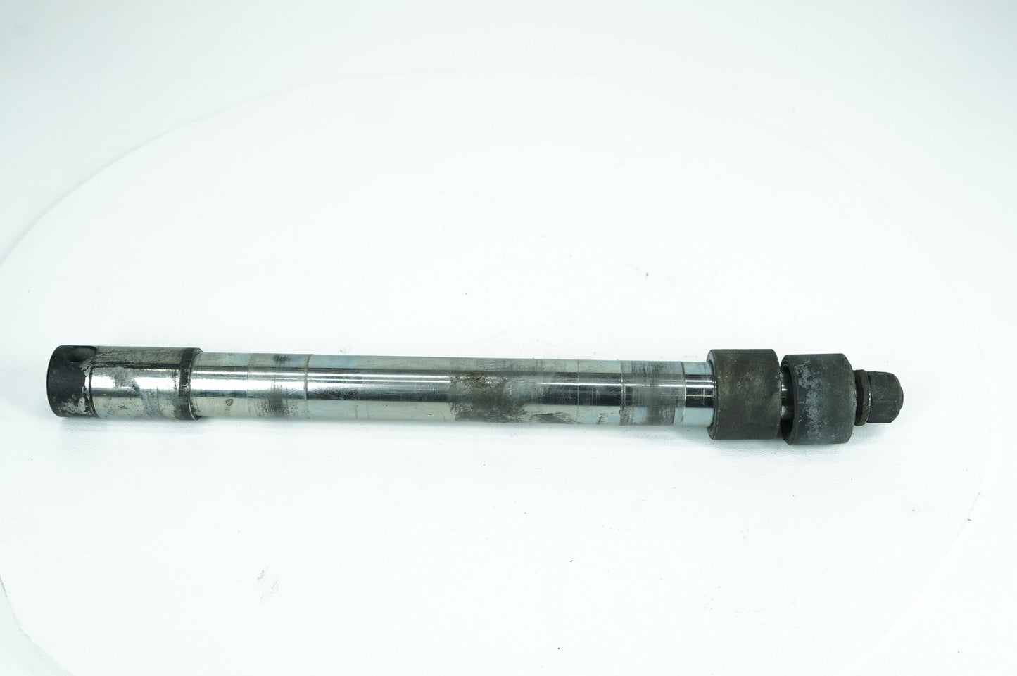 1999 - 2006 Harley-Davidson Touring Electra Glide Ultra Front Wheel Axle Bolt Shaft 43364-00