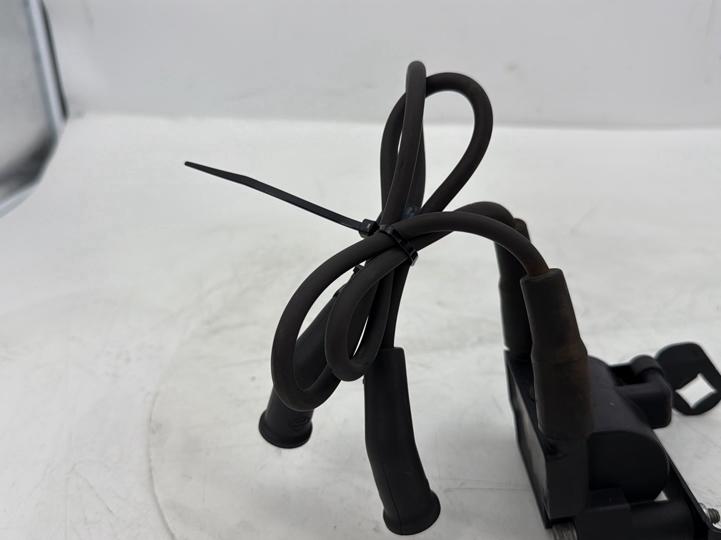 2008 Harley Electra Glide Touring Ultra FLHTCUI OEM Ignition Coil Spark Plugs Cable