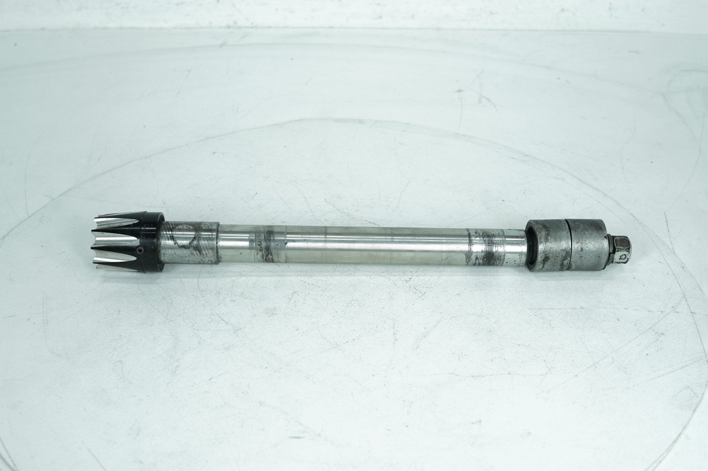 1999 - 2006 Harley-Davidson Touring Electra Ultra Front Wheel Axle Bolt Shaft 43364-00
