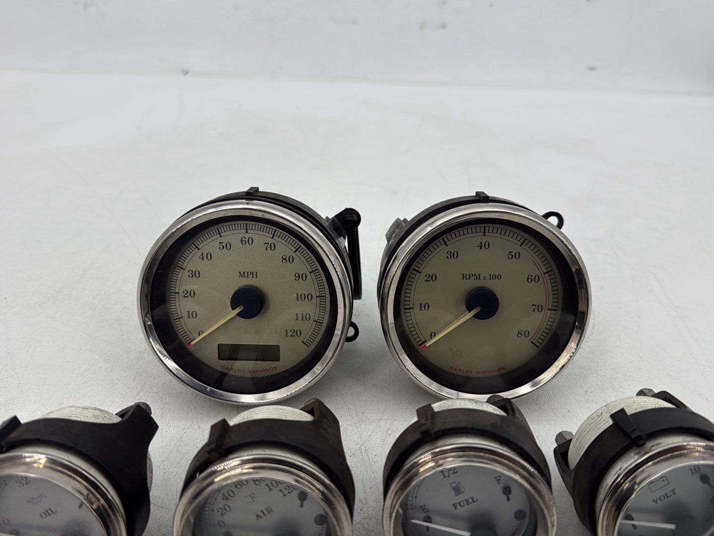 2007 - 2012 Harley-Davidson Touring Street Glide Air Oil Volt Fuel Tacho Speedo Gauges 43K