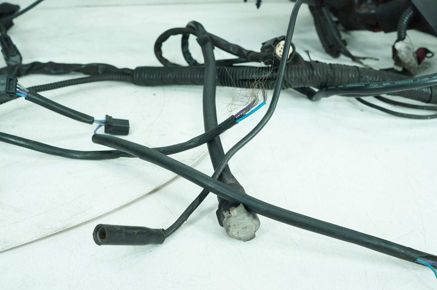 2011 Harley-Davidson Touring FLHTK - Main Wire Wiring Harness Loom ABS PN: 70121-11