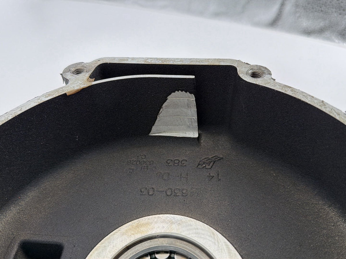 2005 Harley Touring FLHTCUI Electra Glide Ultra OEM Crankcase Shaft Engine Motor Cover