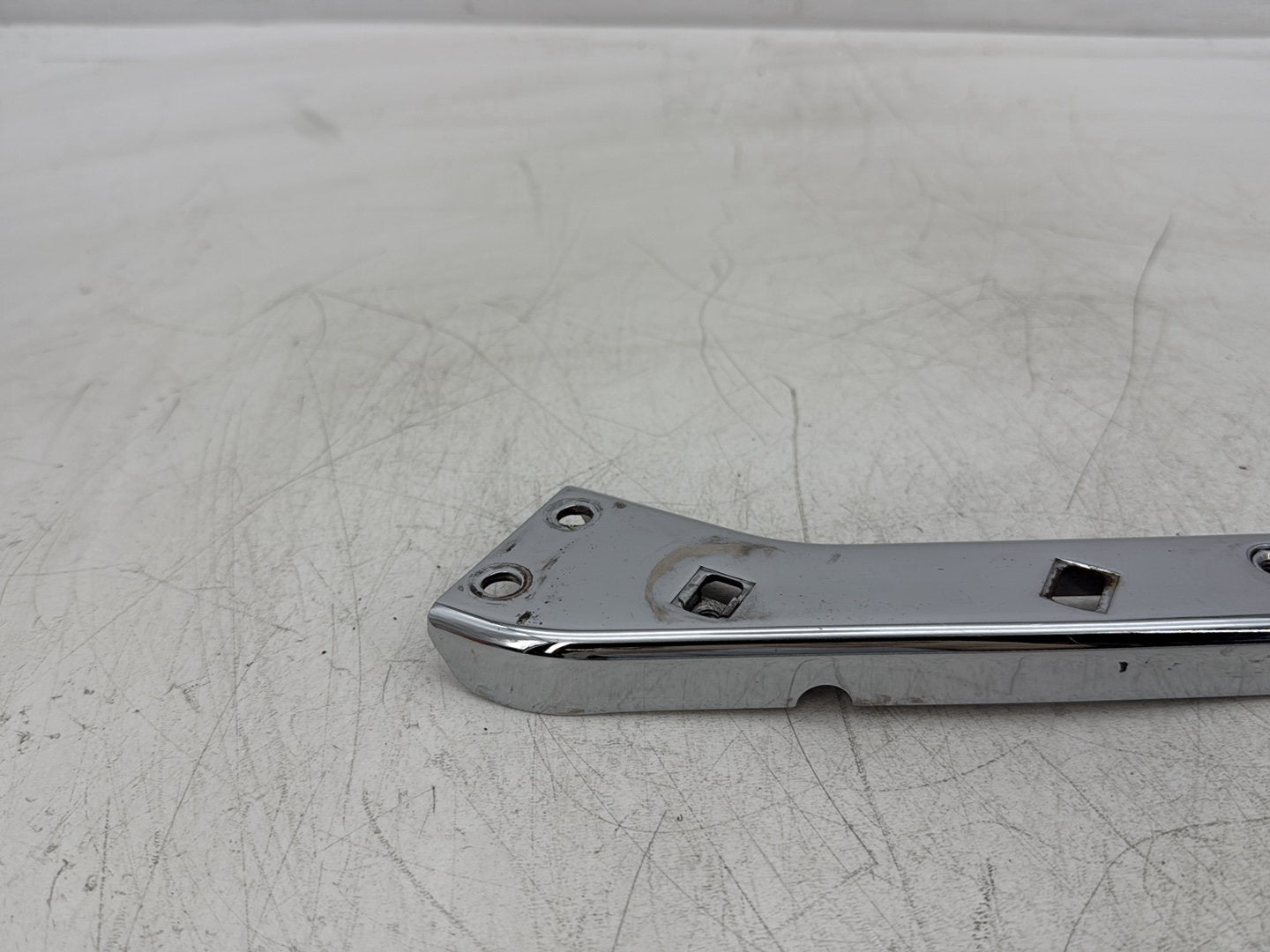 2006 Harley Electra Glide Touring Classic FLHTCI OEM Left Right Saddlebag Fender Struts Brackets