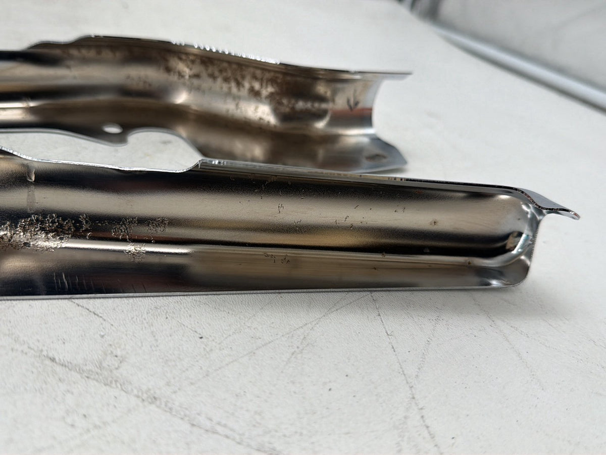 07 Harley Electra Glide Touring Ultra OEM Rear Left Right Fender Struts Bracket