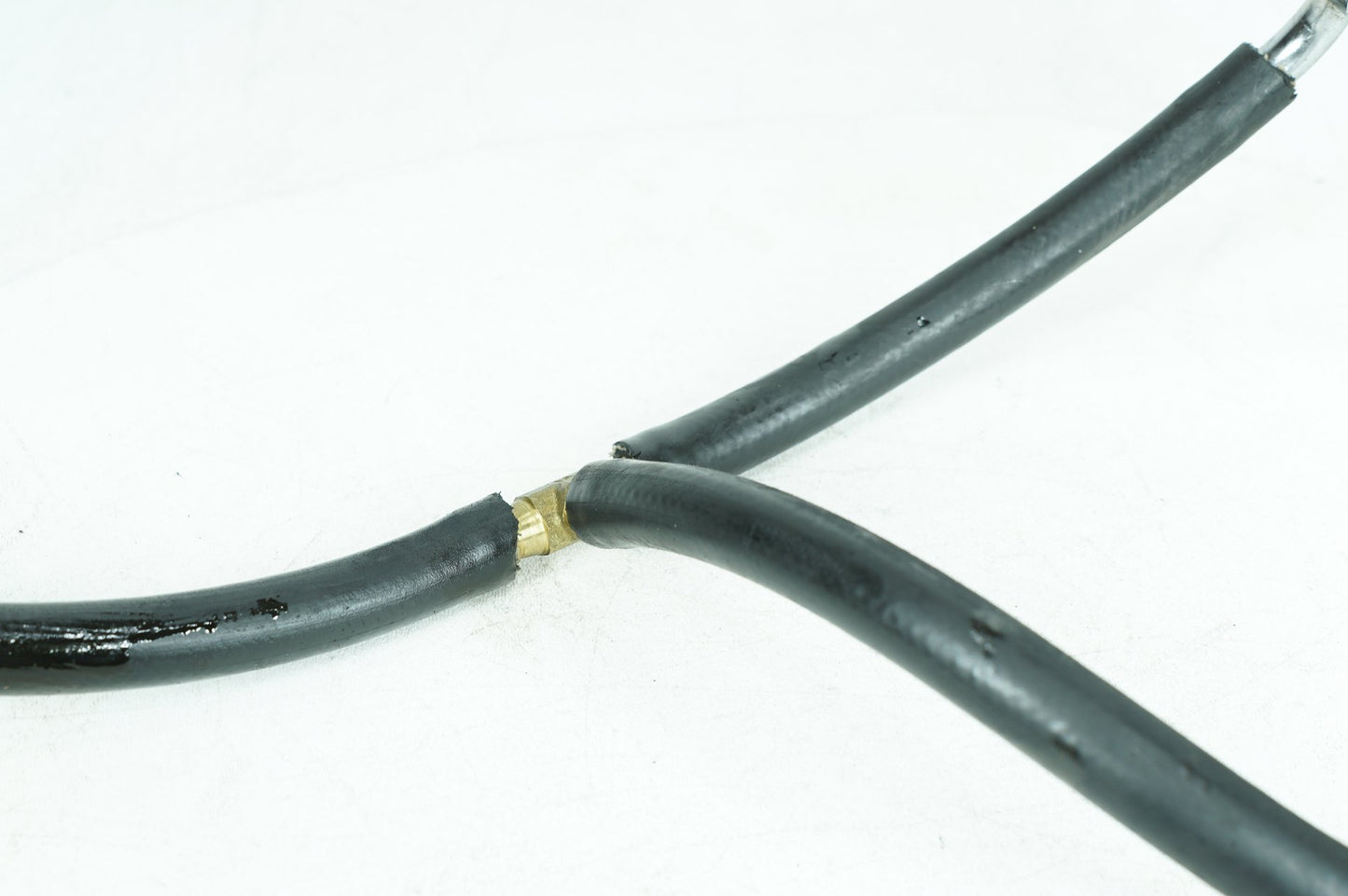 2000 - 2006 Harley-Davidson Softail Deuce Cooling Oil Pressure Pipe Line