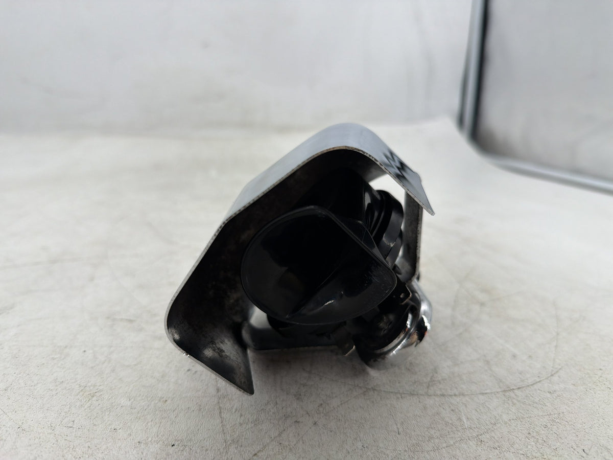 2004 Harley Heritage Softail Classic FLSTCI OEM Horn Signal Klaxon Chrome Cover