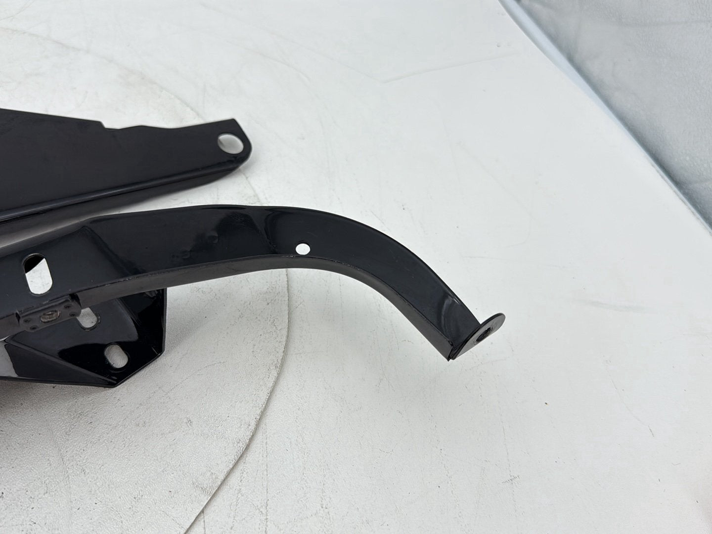 1999 - 2006 Harley-Davidson Touring Electra Glide Ultra Right Left Fairing Support Brackets 58478-96B