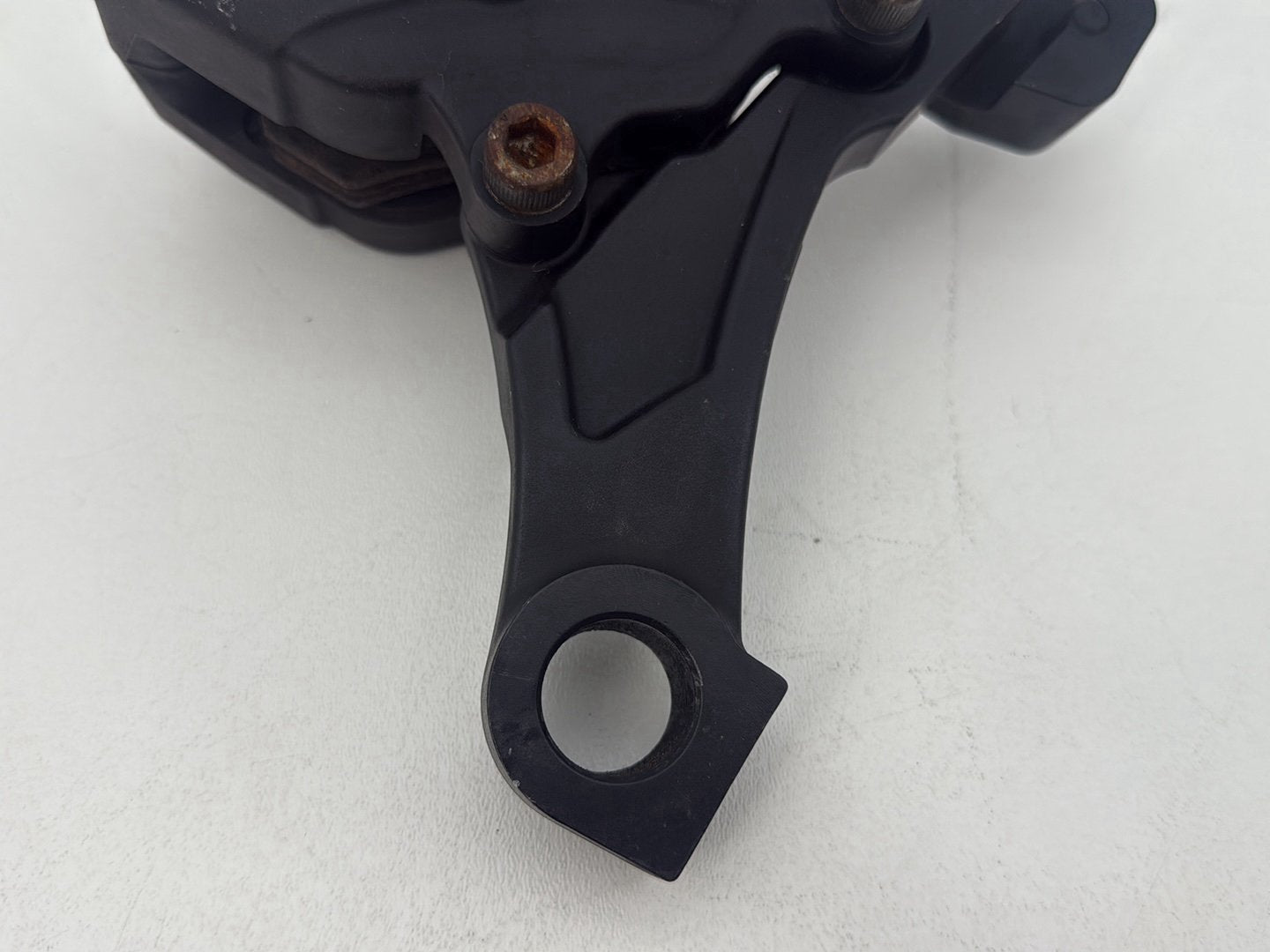 2007 - 2011 Harley-Davidson Touring Street Glide Rear Back Brake Caliper w/ Bracket 	44080-08B