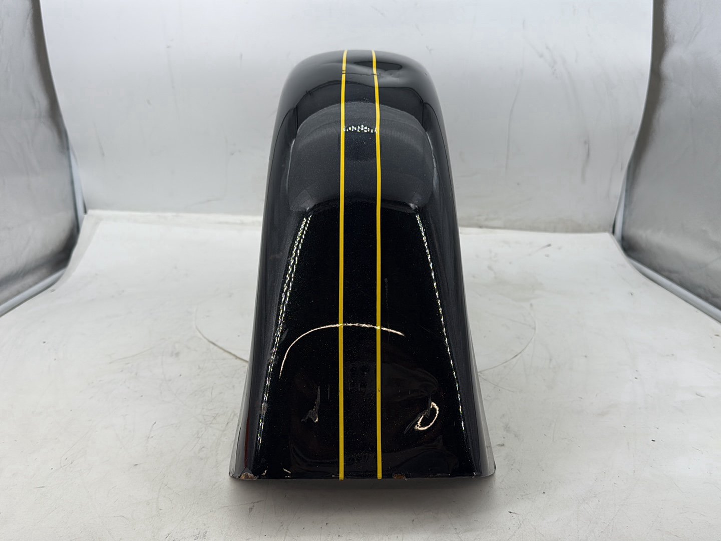 2005 Harley Road Glide Touring FLTRI OEM Front Wheel Fender Shell Panel