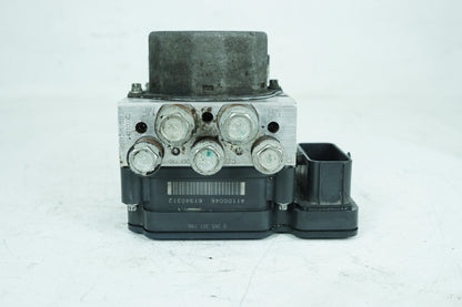2017 - 2024 Harley-Davidson Touring Street Glide ABS Brake Pump & Control Module 41100061