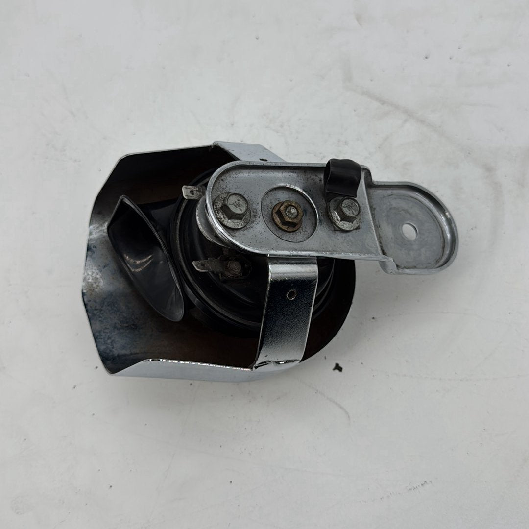 1991 - 2003 Harley-Davidson Sportster Base 1200 Horn Signal Klaxon Chrome Cover  	69012-93A