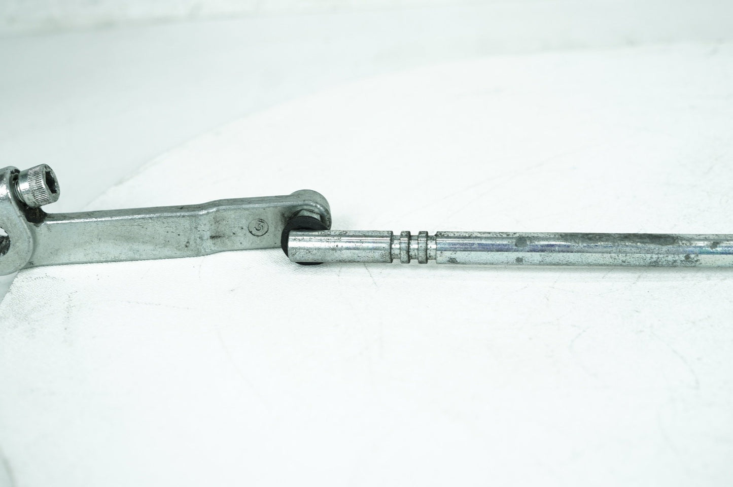1999 - 2006 Harley-Davidson Dyna Low Rider Gear Shifter Lever Arm w/ Rod linkage 	33849-97
