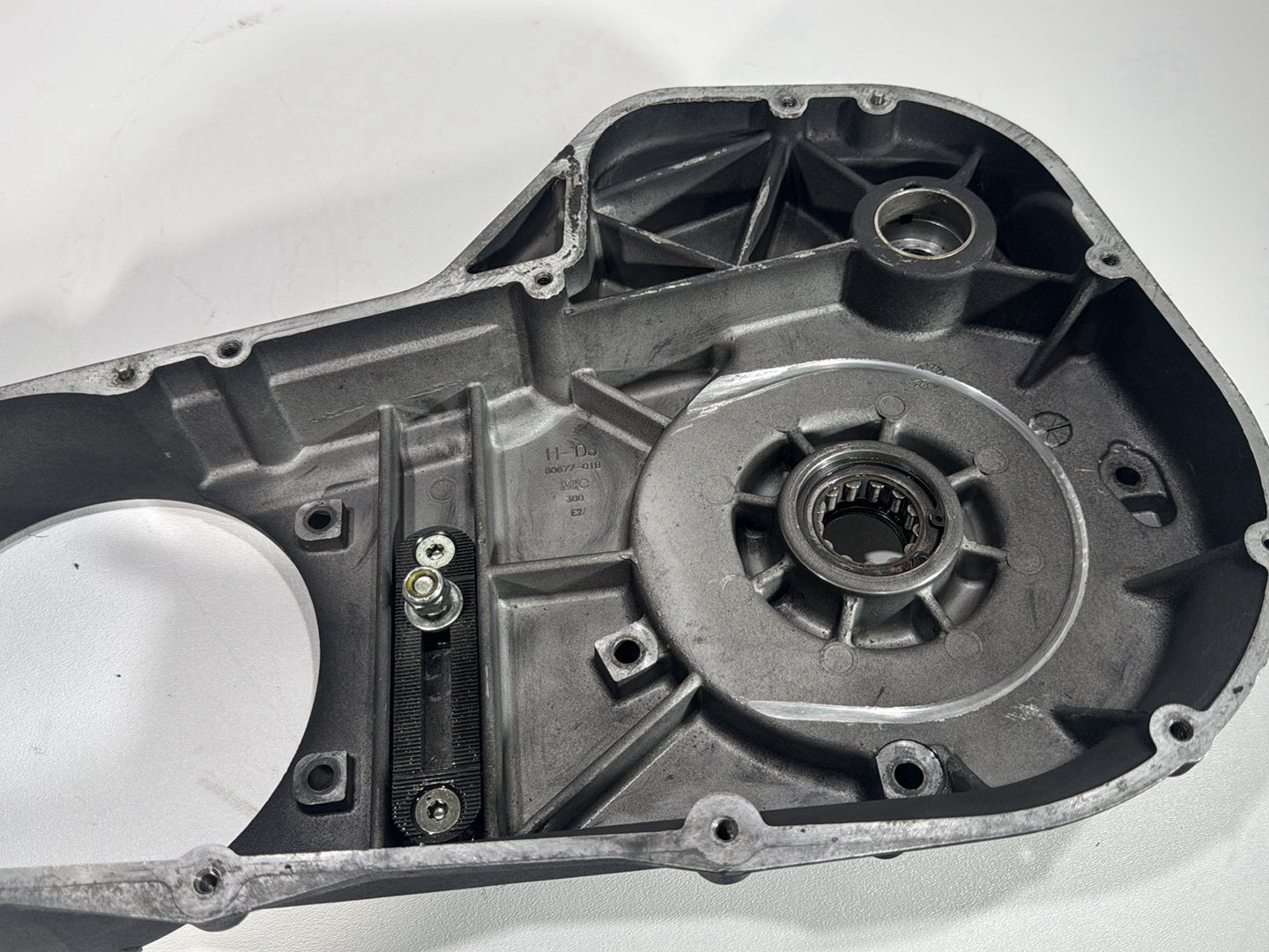 2003 Harley Electra Glide Touring Ultra FLHTCUI OEM Inner Primary Clutch Cover