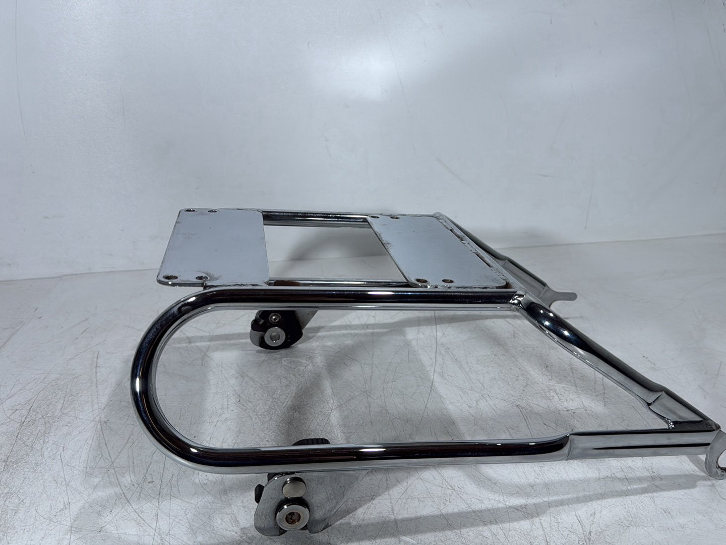 1999 - 2006 Harley-Davidson Touring Electra Glide Classic Rear Back Luggage Rack Storage Baggage Bar 53118-97A