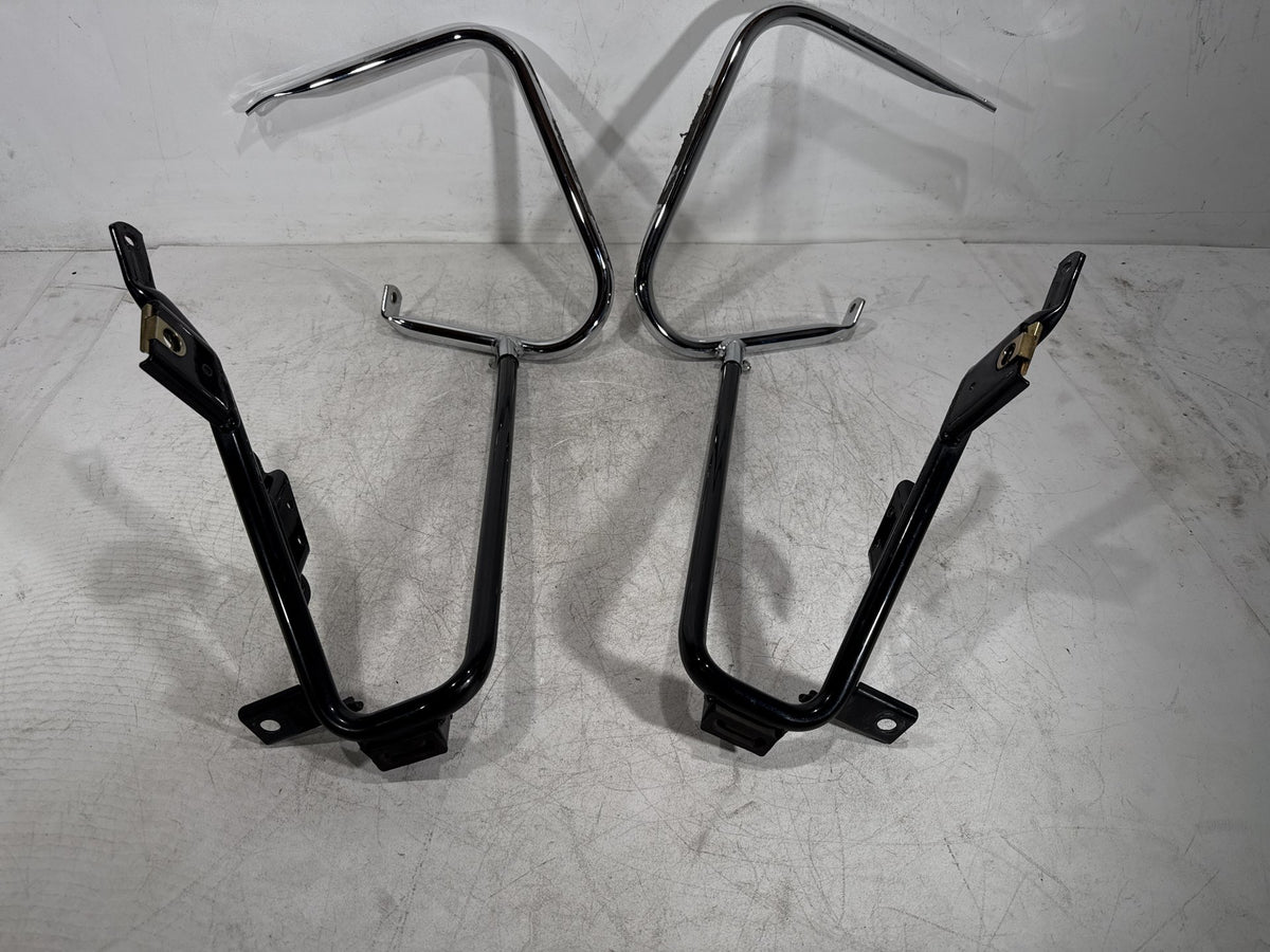 2009 Harley Electra Glide Touring CVO Rear Left Right Saddlebag Guard Rails Bar