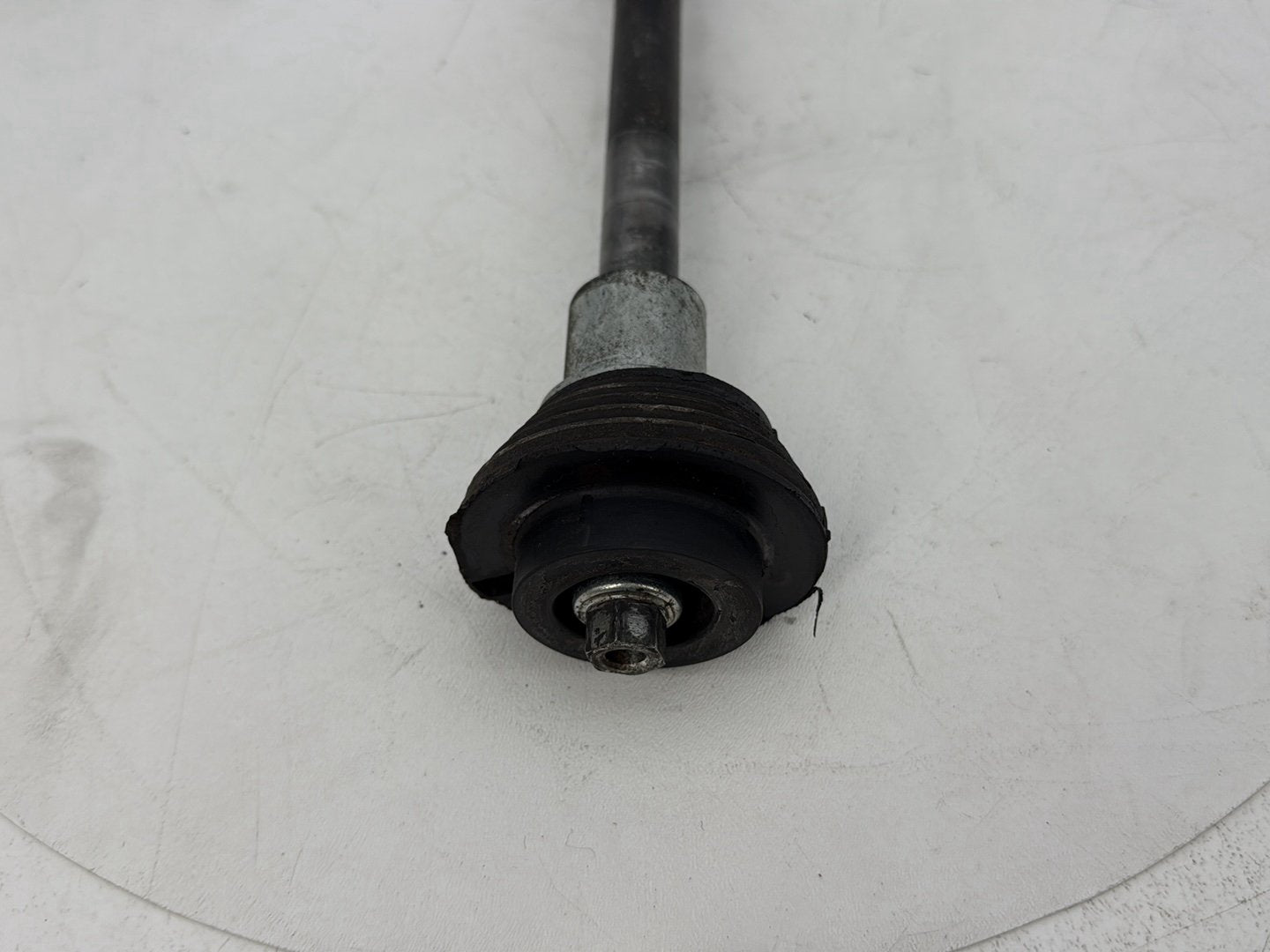 2007 - 2011 Harley-Davidson Touring Electra Glide Ultra Rear Fork Swingarm Pivot Bolt Shaft 47505-02