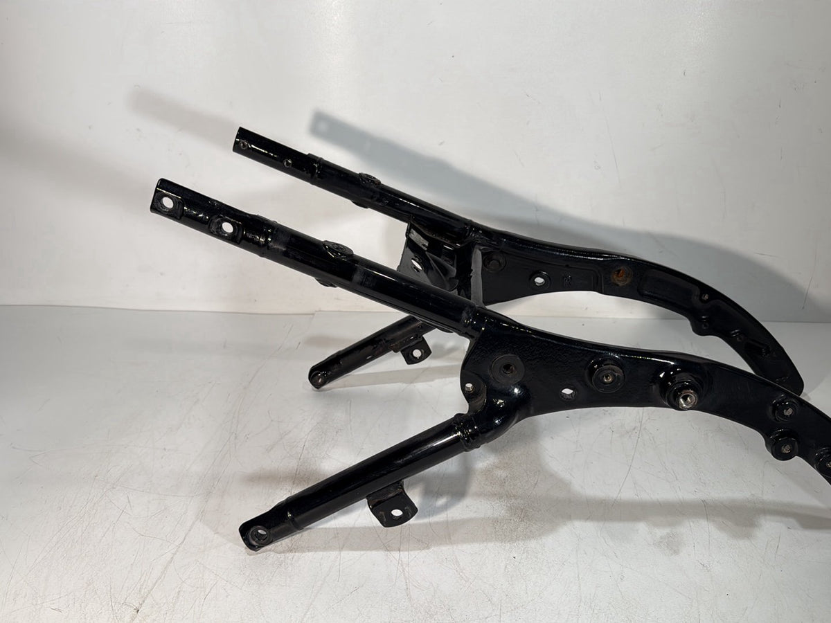 2008 - 2016 Harley-Davidson Touring Electra Glide Ultra Rear Sub Frame Subframe Tail Rail 	48079-09BHP