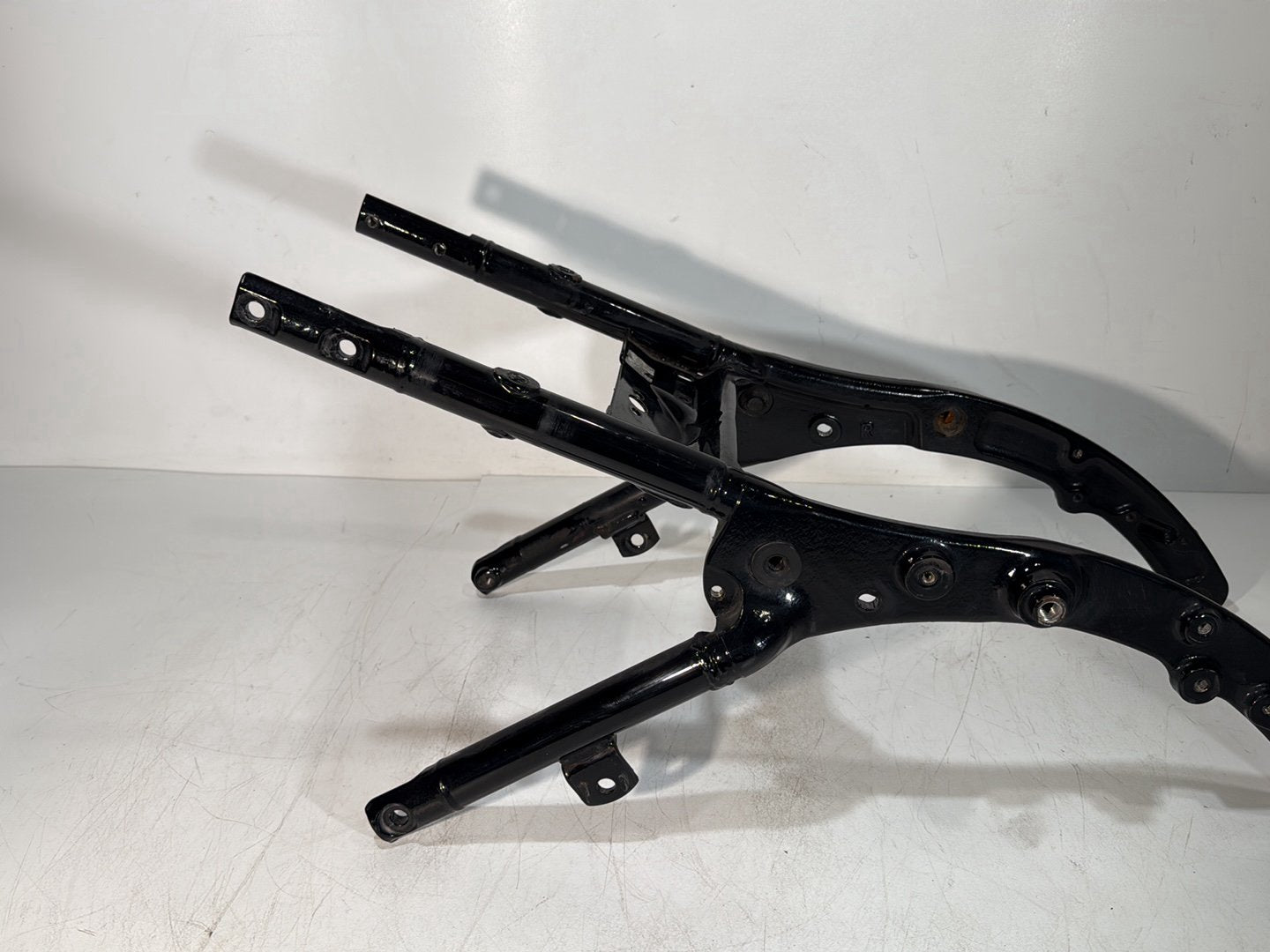 2008 - 2016 Harley-Davidson Touring Electra Glide Ultra Rear Sub Frame Subframe Tail Rail 	48079-09BHP