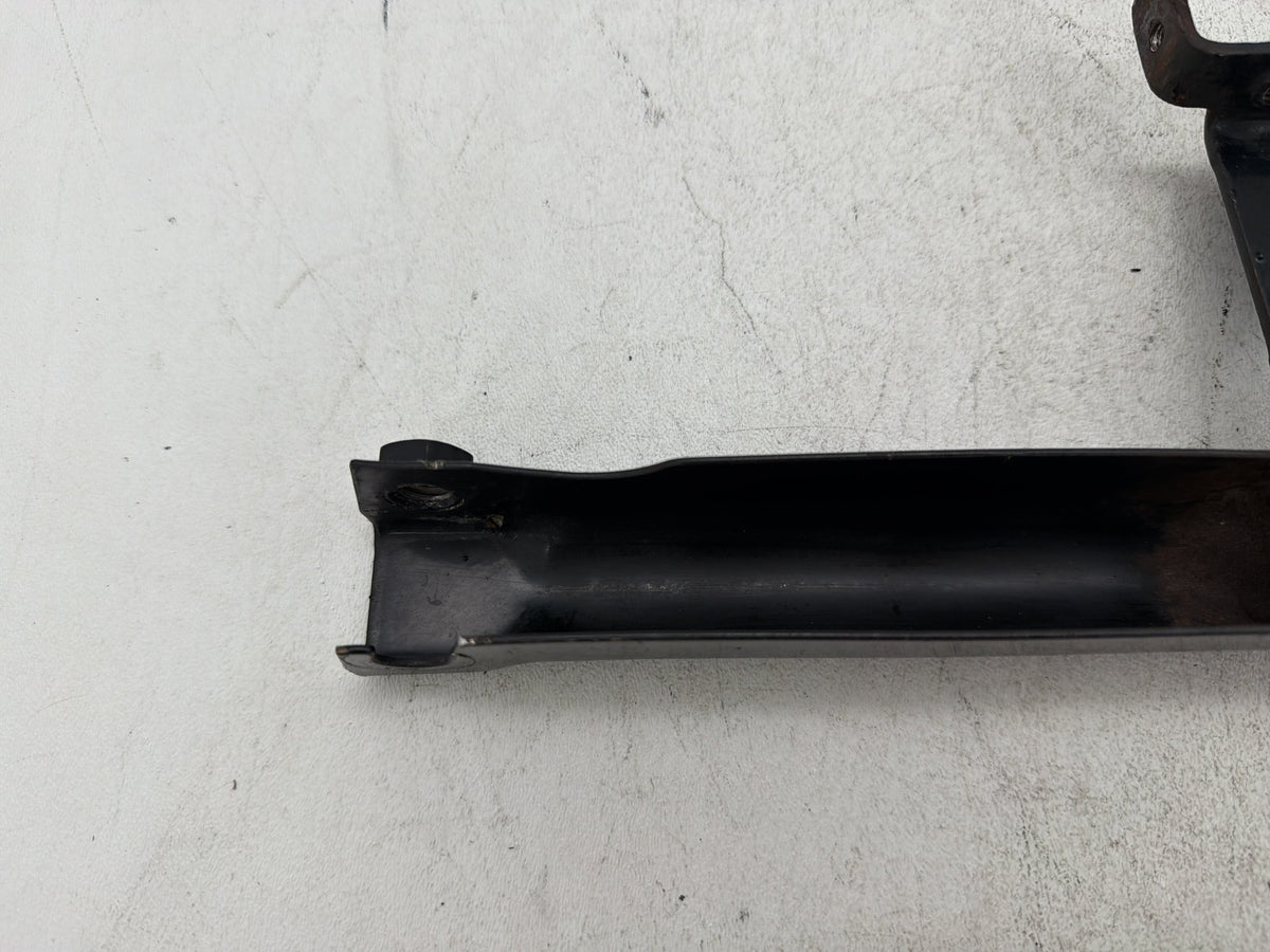 02 Harley Heritage Softail Classic FLSTC OEM Seat Bracket Mount Support Mounting