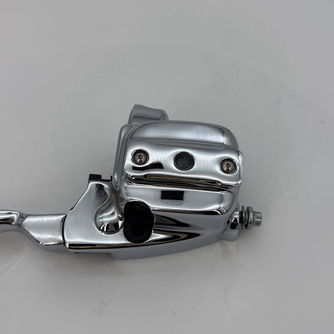 2007 - 2012 Harley-Davidson Touring Street Glide Front Right Brake Lever Master Cylinder  	45105-05A