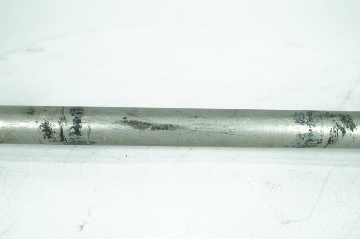 2007 - 2016 Harley-Davidson Dyna Super Glide Custom Rear Wheel Axle Bolt Shaft 41114-08