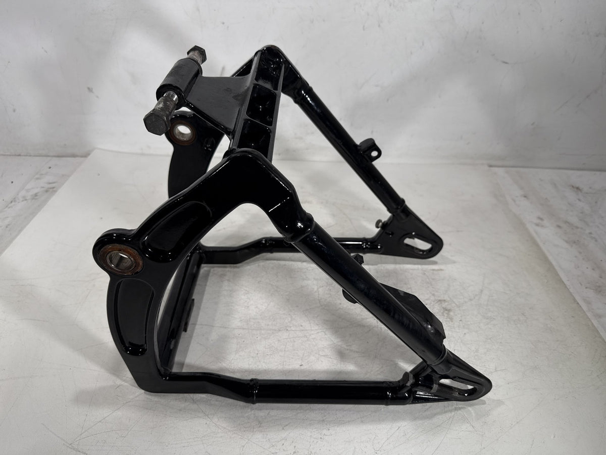 2004 Harley Heritage Softail Classic FLSTCI OEM Rear Fork Swingarm Swing Arm