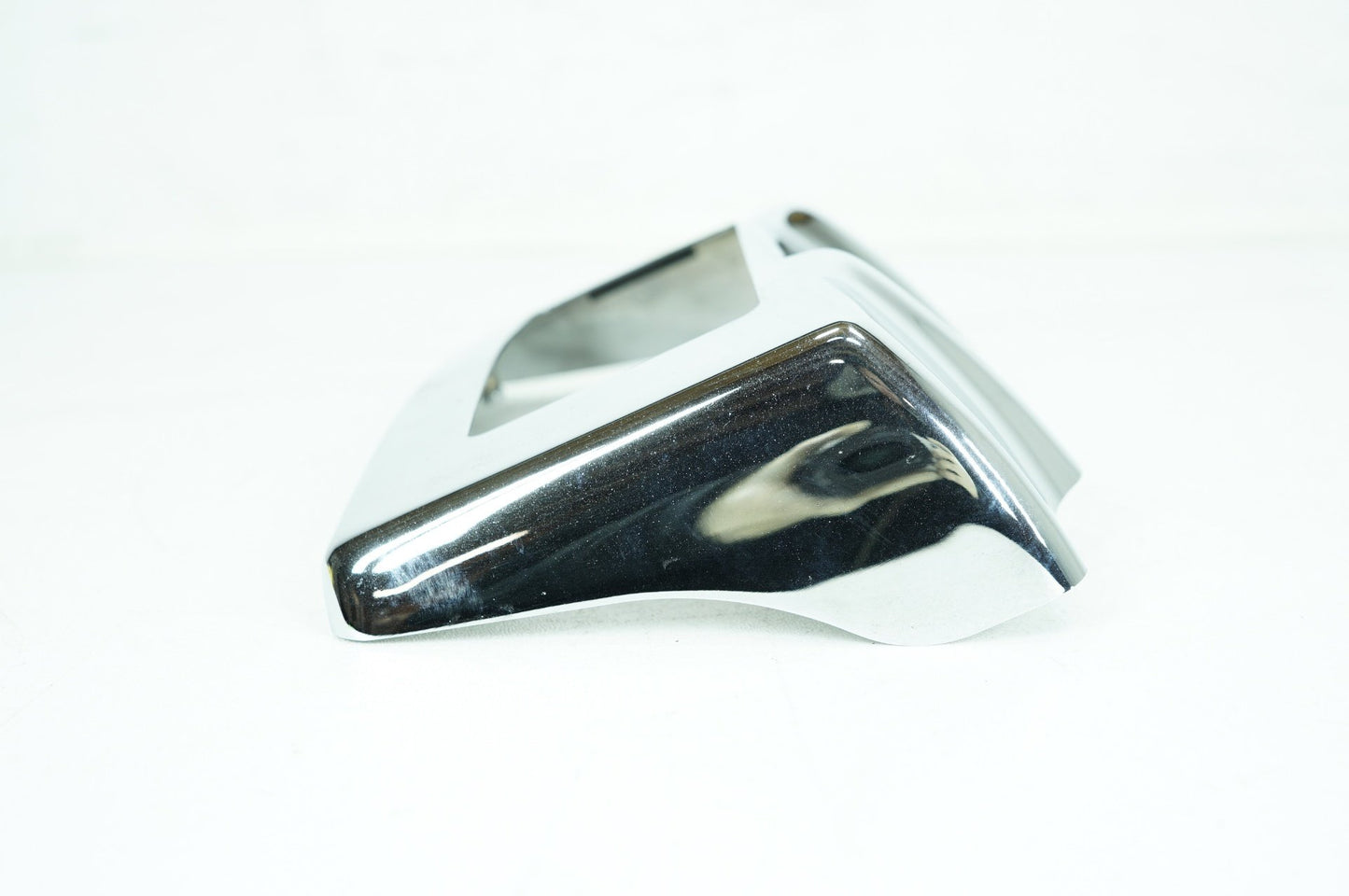 2007 - 2012 Harley-Davidson Touring Electra Glide Ultra Mount Bracket Support Holder 62533-11