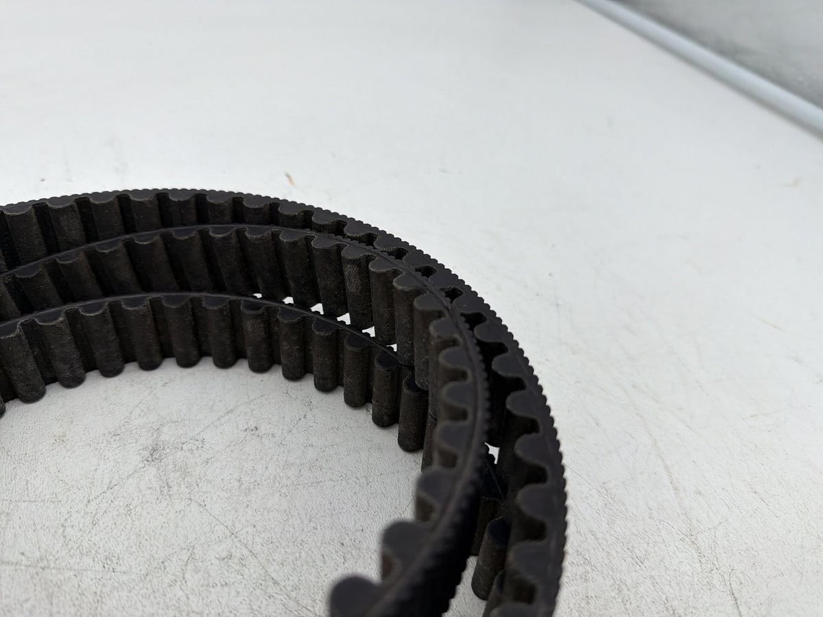 05 Harley Dyna Super Glide Custom FXDC OEM Rear Drive Belt 40015-00 133T 1-1/8"