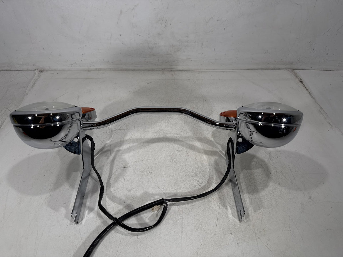 2002 Harley Electra Glide Touring OEM Front Turn Signal Indicators Aux Light Bar