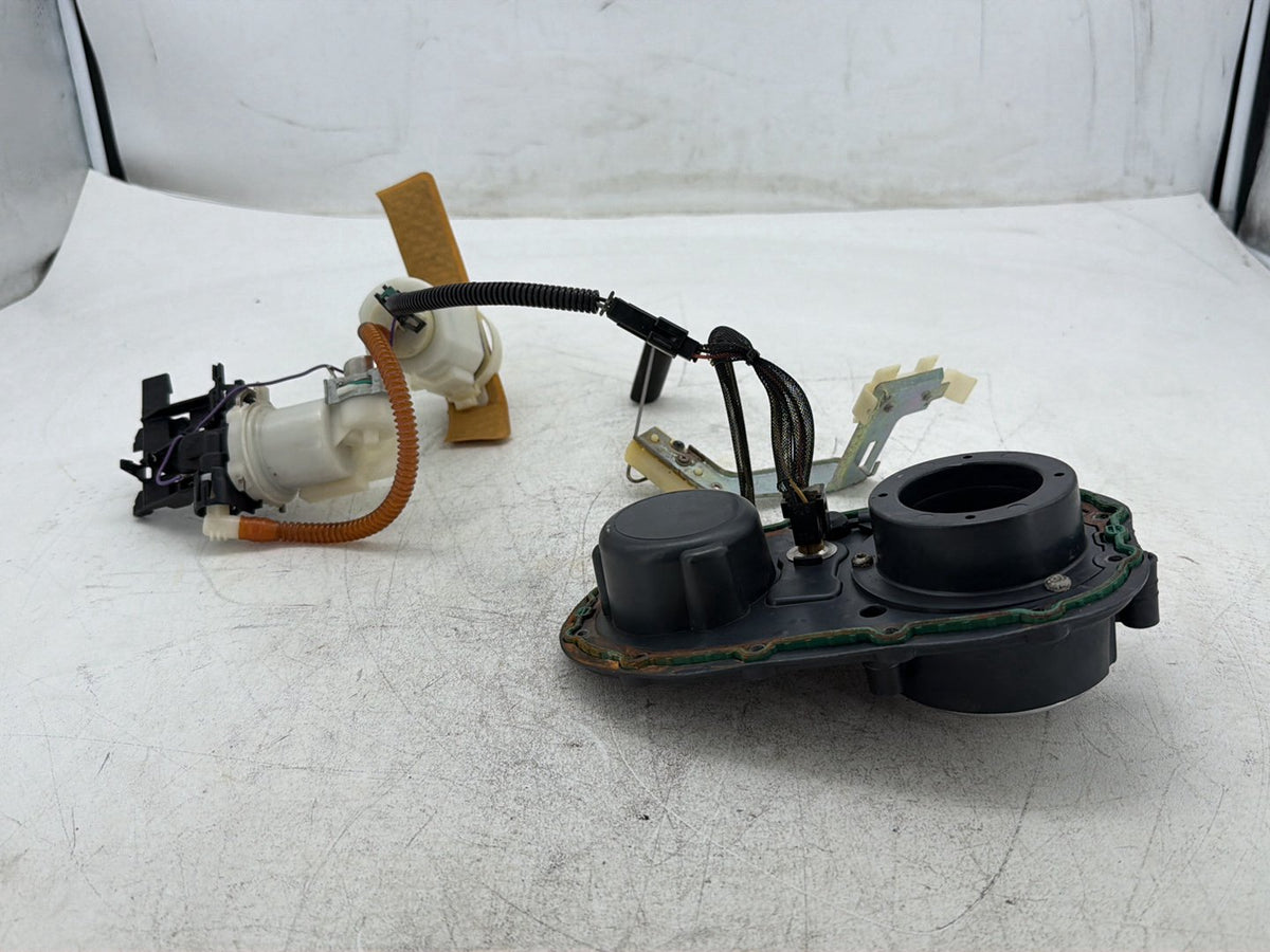 2006 Harley Dyna Super Glide FXDI OEM Fuel Pump Gas Gasoline Petrol Sending