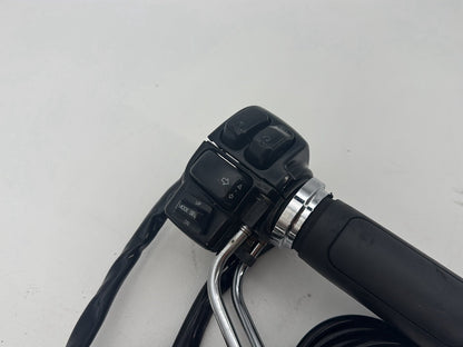 1999 - 2006 Harley-Davidson Touring Electra Glide Classic Right Engine Start Kill Switches Controls 71684-06A