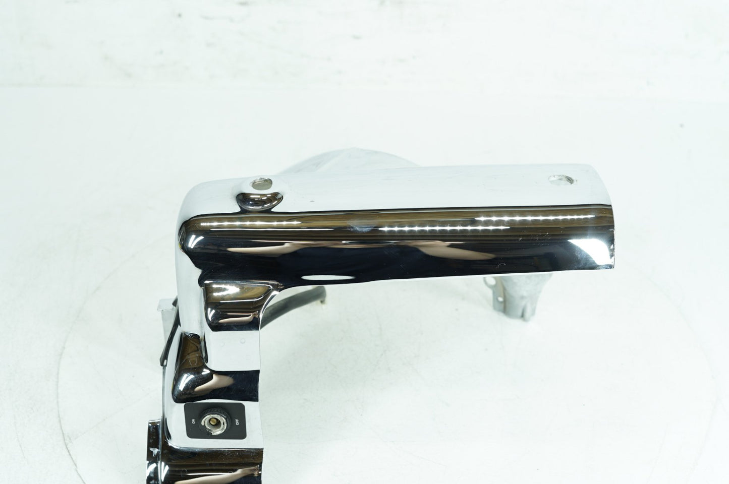 1999 - 2006 Harley-Davidson Touring Road King Classic Right Headlamp 1 Nacelle Cover Cowl  	67674-94