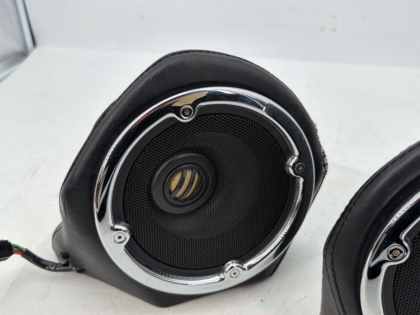 2008 - 2016 Harley-Davidson Touring Electra Glide Ultra Rear Left Right Audio Speakers 	76307-98