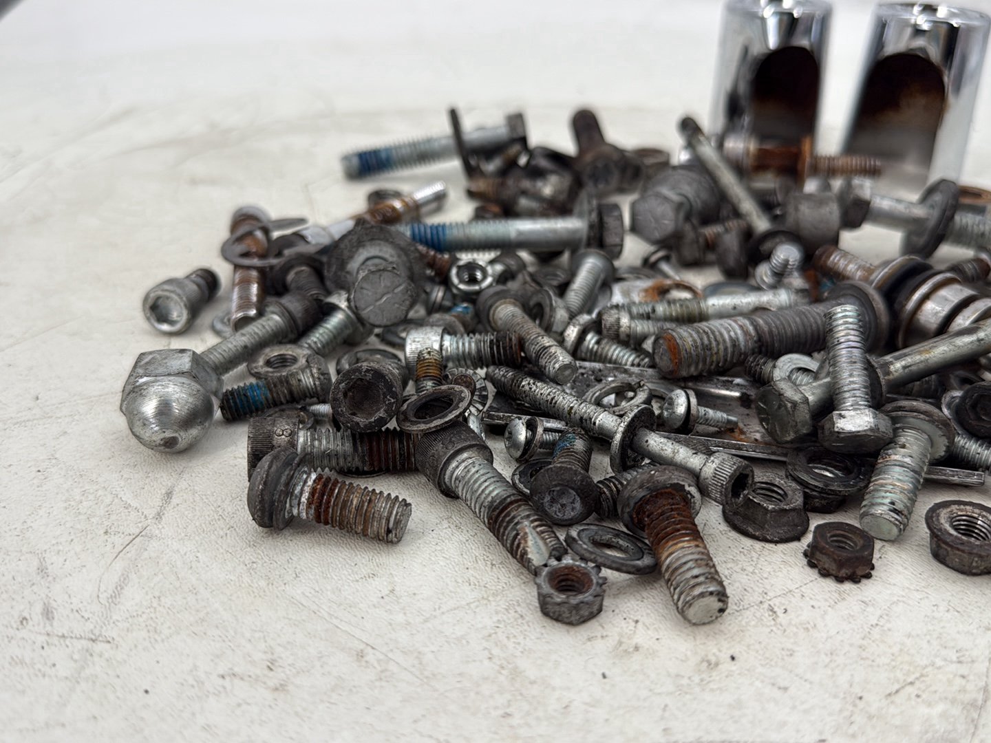 2015 Harley Dyna Low Rider FXDL OEM Hardware Bolts Nuts & Brackets