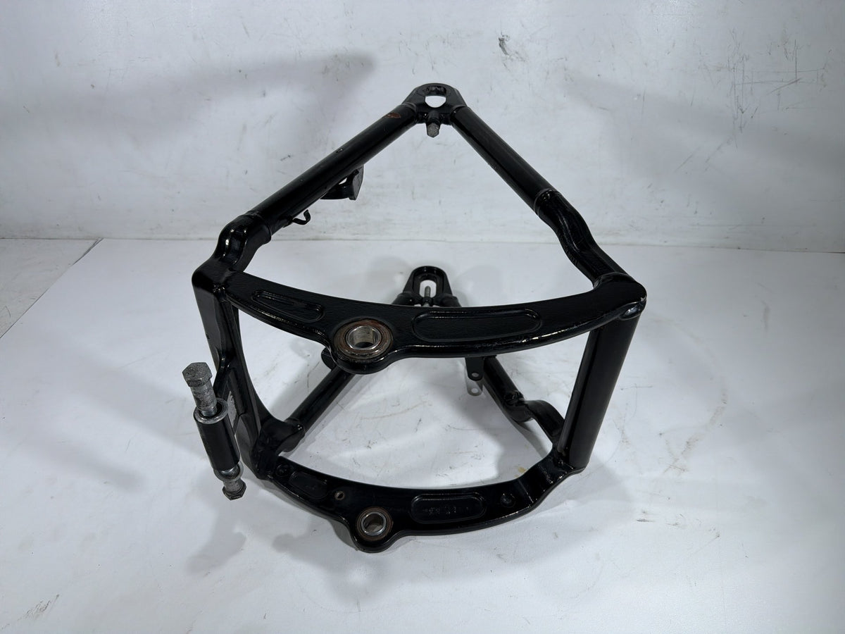 2014 Harley Softail Slim FLS OEM Rear Fork Swingarm Swing Arm