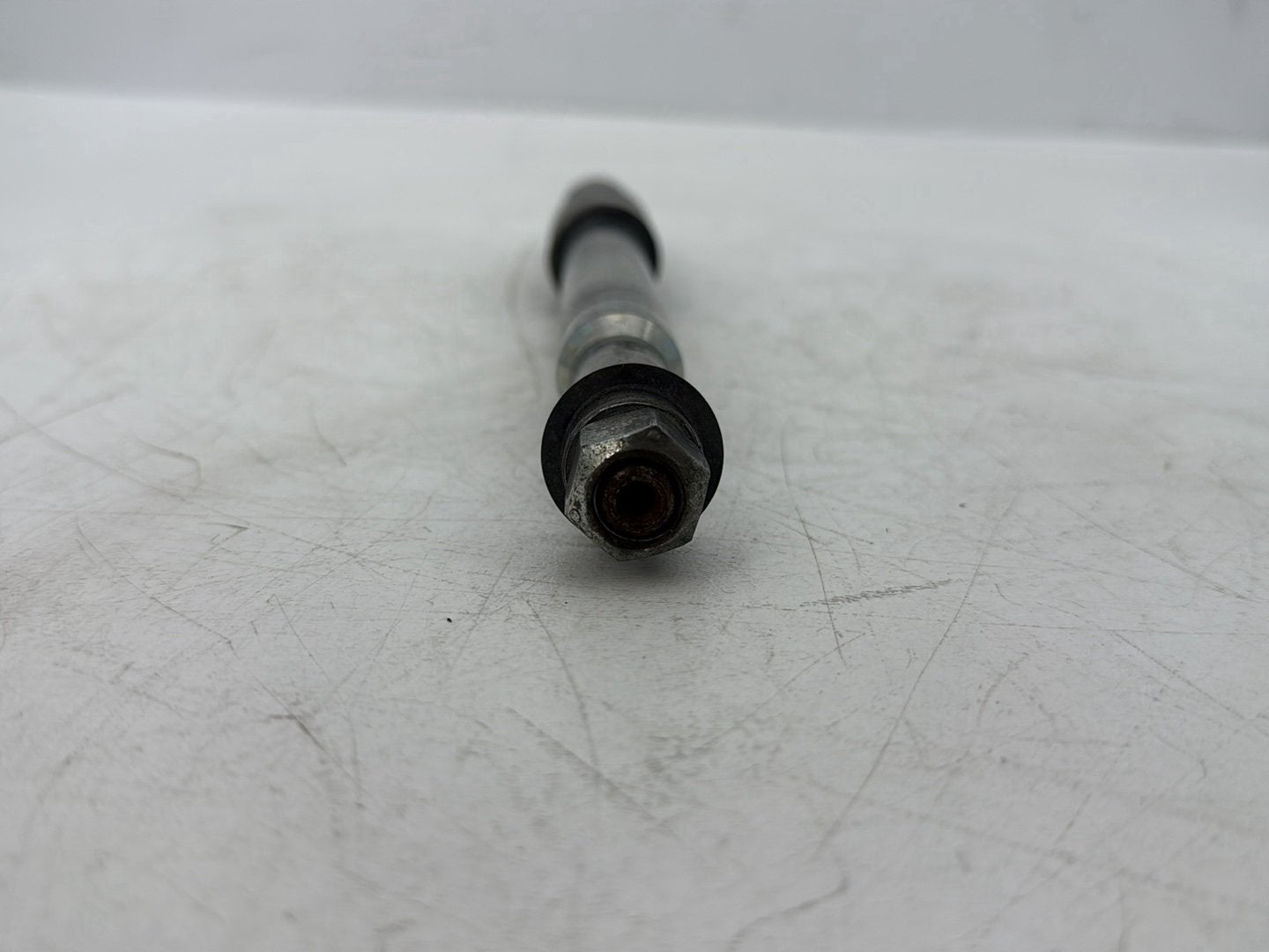 2007 Harley Touring FLHTCU Electra Glide Ultra OEM Front Wheel Axle Bolt Shaft