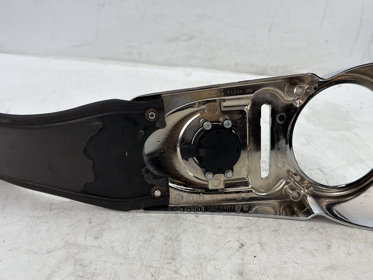 2012 Harley Dyna FXDF Fat Bob OEM Fuel Gas Tank Dash Console NOKey