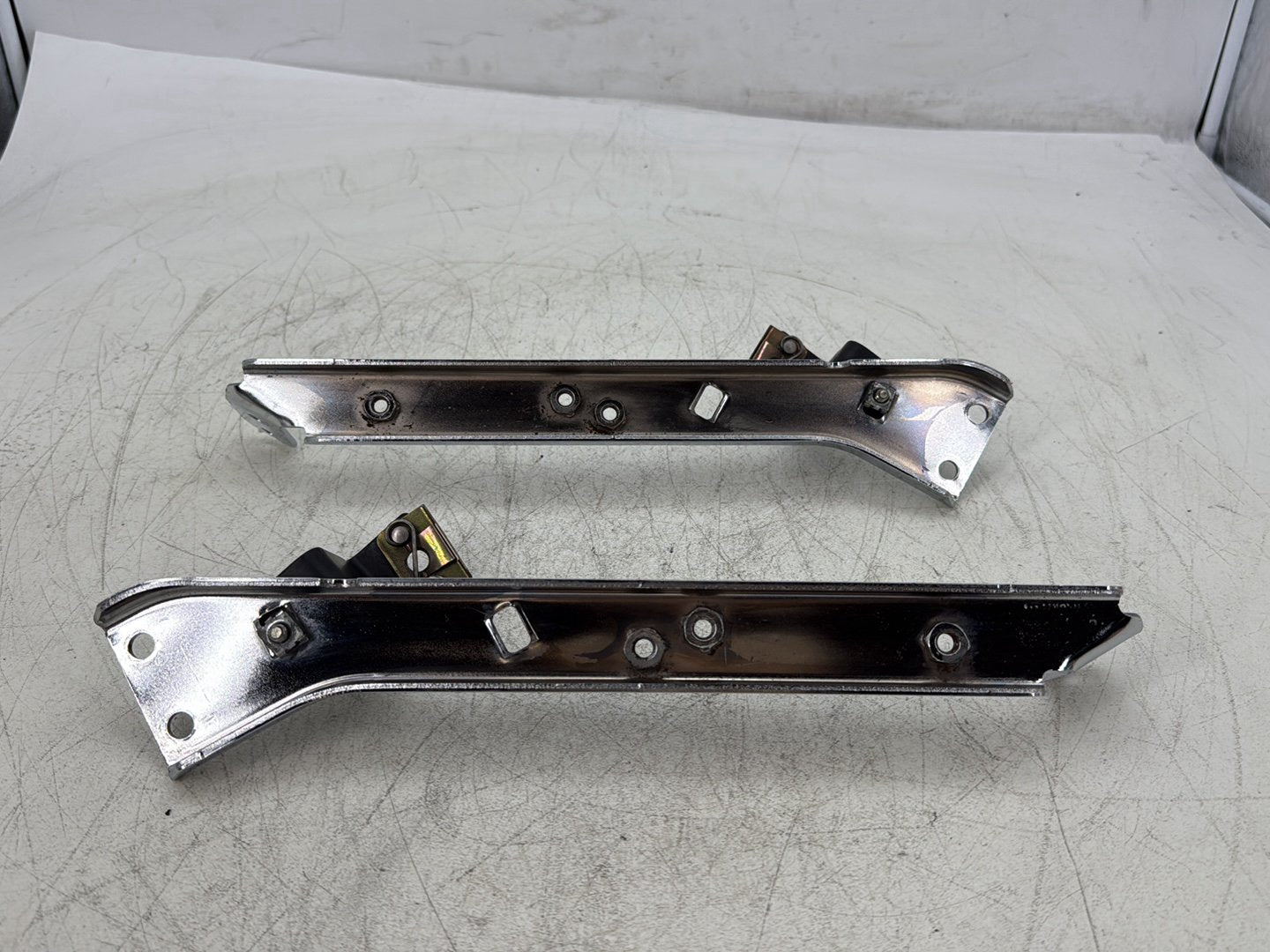 2006 Harley Road King Touring FLHRCI Classic OEM Left Right Saddlebag Fender Struts Brackets