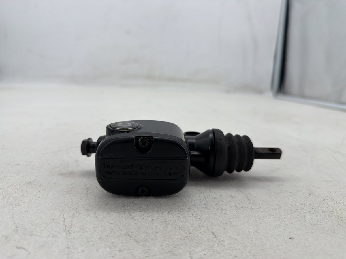 2016 Harley Road Glide Touring FLTRXS OEM Rear Brake Master Cylinder Reservoir