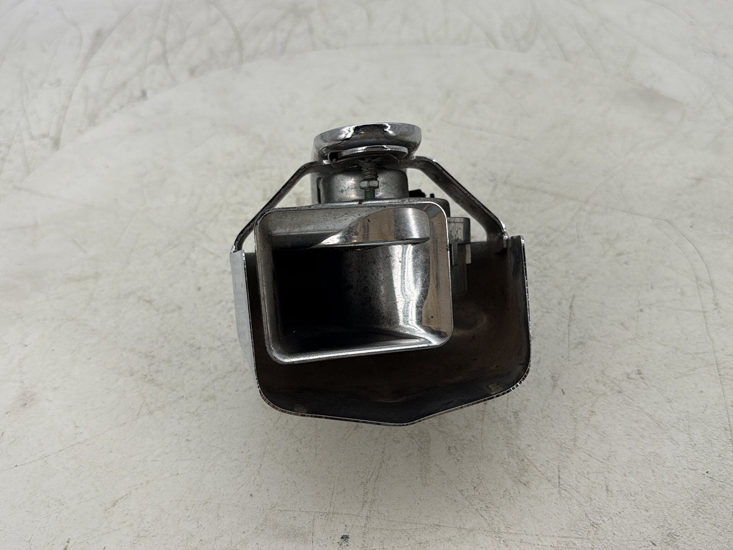 1998 Harley Touring FLHTCUI Electra Glide Ultra OEM Horn Signal Klaxon Chrome Cover