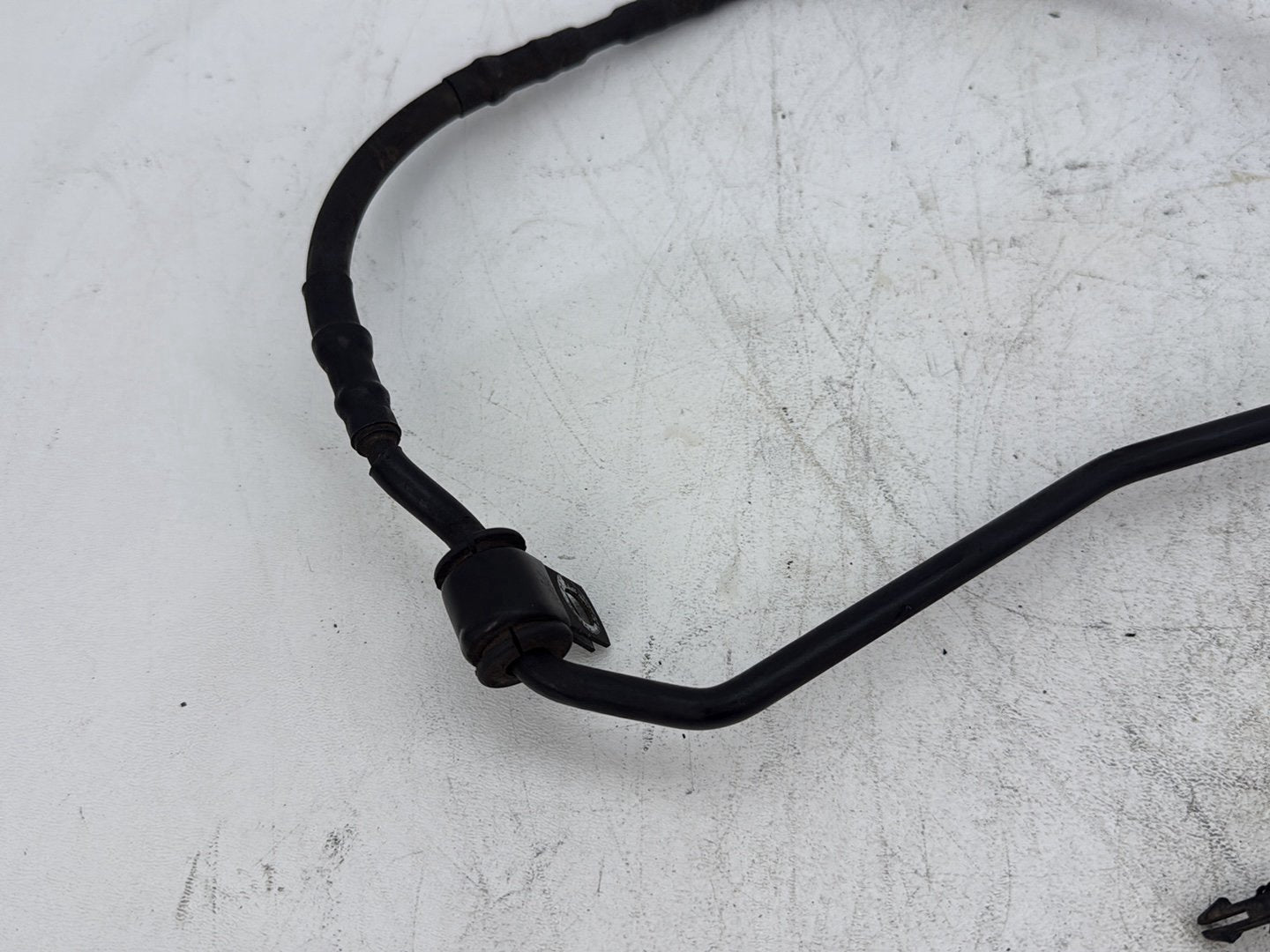 2018 Harley Electra Glide Touring Ultra FLHTCU OEM Rear Brake Hose Line Pipe ABS