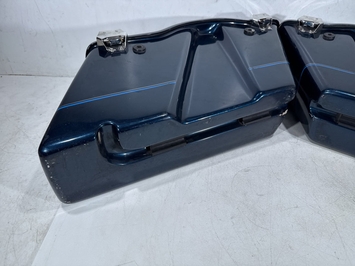 02 Harley Electra Glide Touring Classic OEM Left Right Saddlebags Luggage NOKey