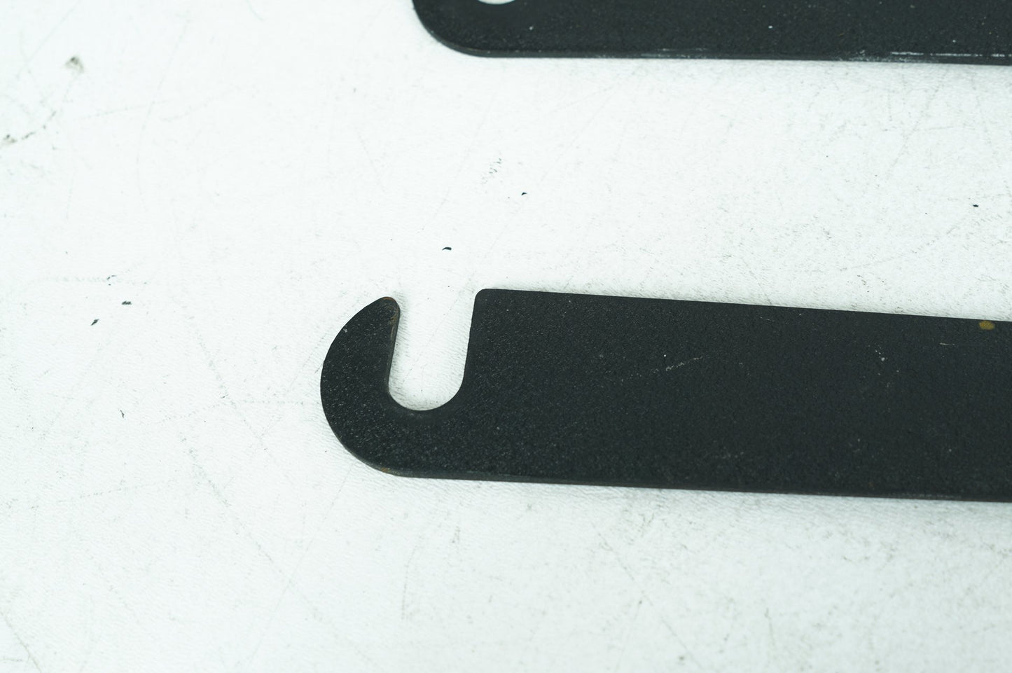 1999 - 2006 Harley-Davidson Dyna Low Rider Strap Hook Tie Down Bracket Hangers