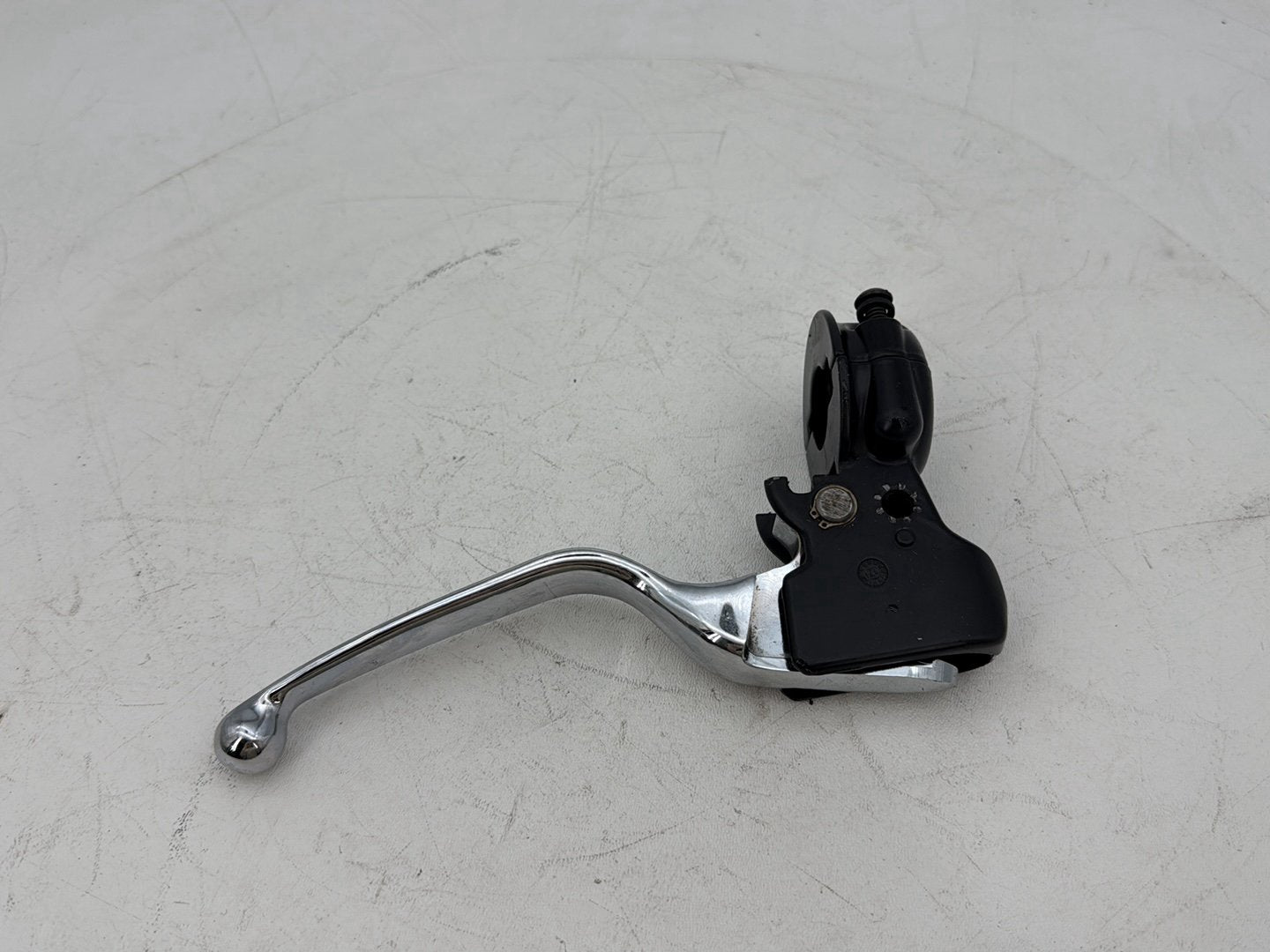 2007 - 2012 Harley-Davidson Touring Electra Glide Ultra Front Left Hand Clutch Control Lever 38700-08