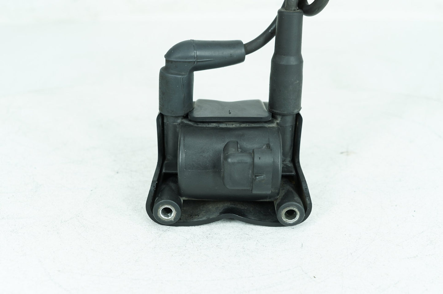 2007 - 2017 Harley-Davidson Dyna Street Bob Ignition Coil Spark Plugs Cable  	31696-07A