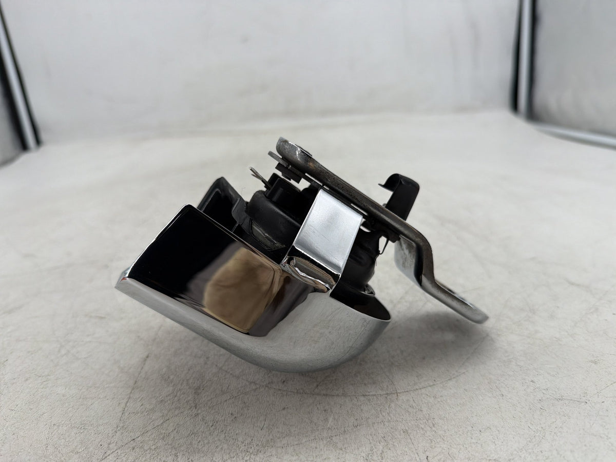 2011 Harley Electra Glide Touring Ultra OEM Horn Signal Klaxon Chrome Cover