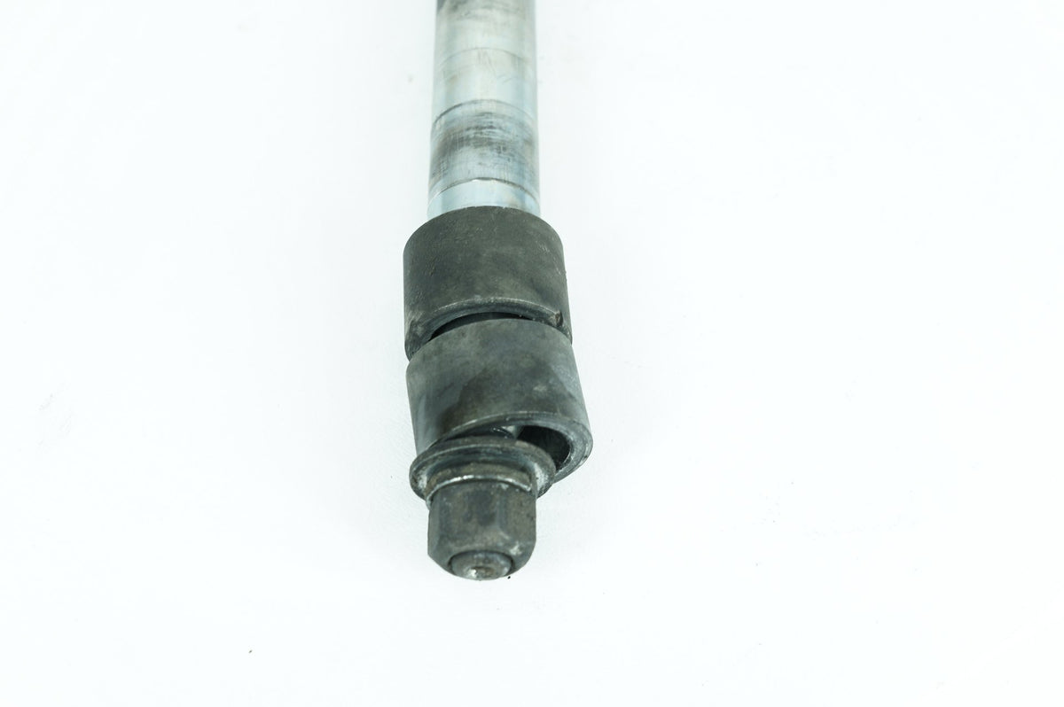 2002 Harley Touring FLHTCUI Electra Glide Ultra OEM Front Wheel Axle Bolt Shaft